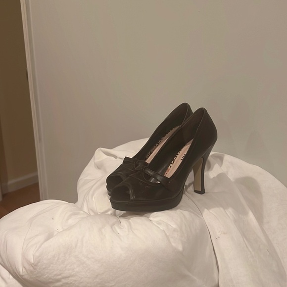 Madden Girl Mary Jane open toe heels - Picture 1 of 6